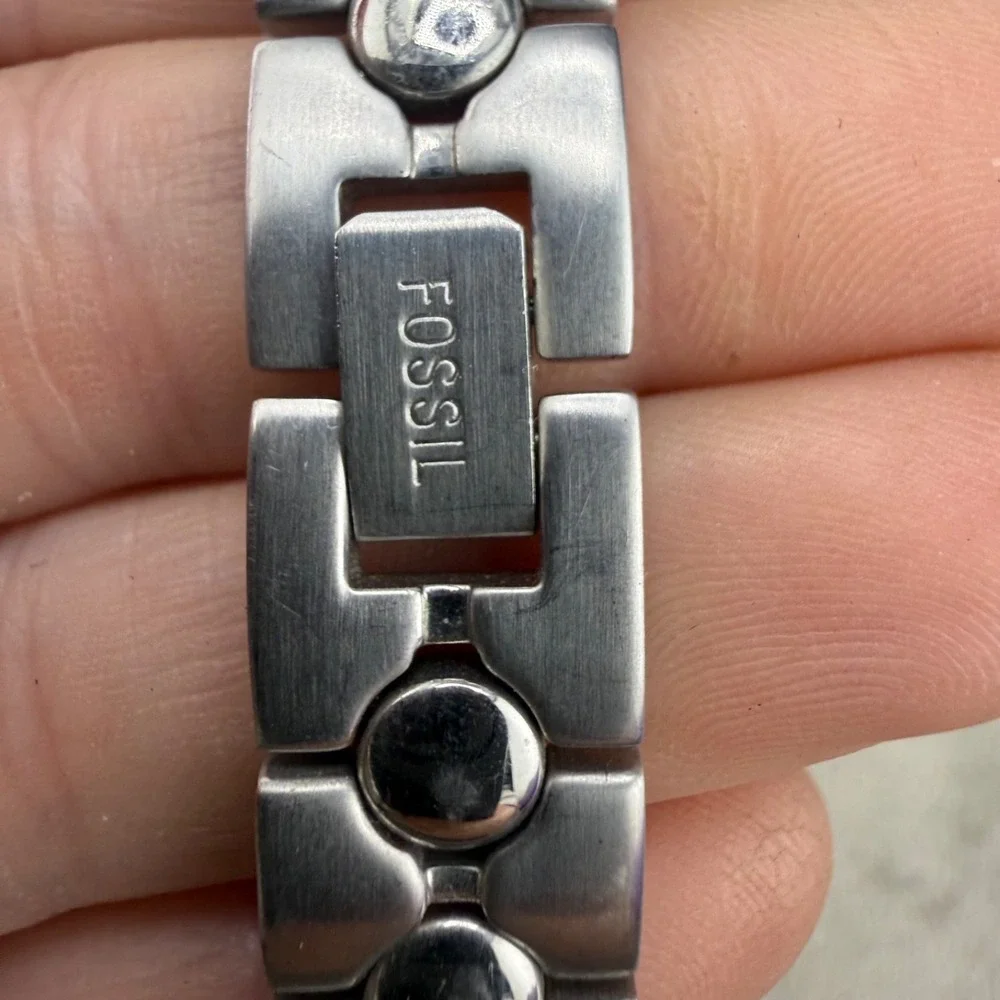 Fossil read watch